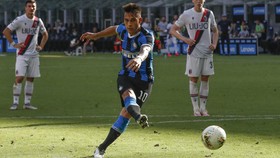 Martinez Gagal Penalti, Inter Dipermalukan Bologna