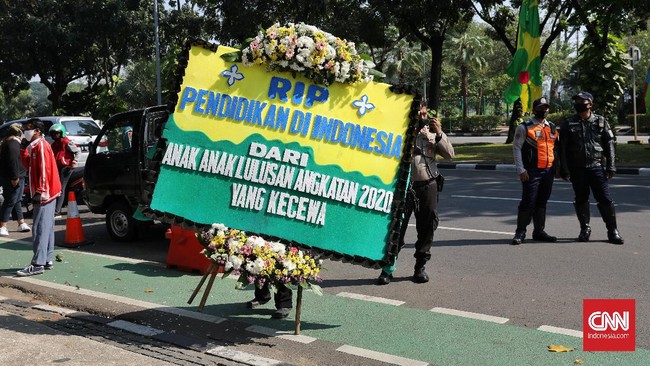 Komisioner KPAI mengatakan jumlah aduan atas PPDB 2020 di DKI Jakarta mencapai 200 atau 89 persen dari total aduan yang masuk ke pihaknya.
