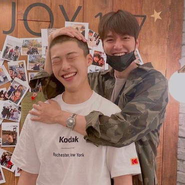 Pelukan Hangat Lee Min Ho untuk Woo Do Hwan yang Siap Wajib Militer