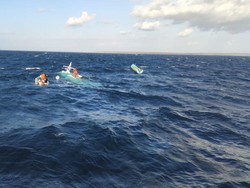 Kapal Lampara Kasih 25 yang Tenggelam di NTT Dihantam Ombak 3 Meter