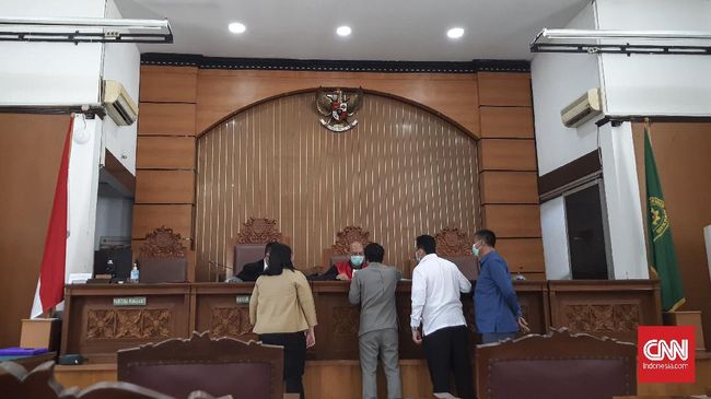 Sidang Praperadilan Ravio Patra Sidang Praperadilan Ravio Patra
