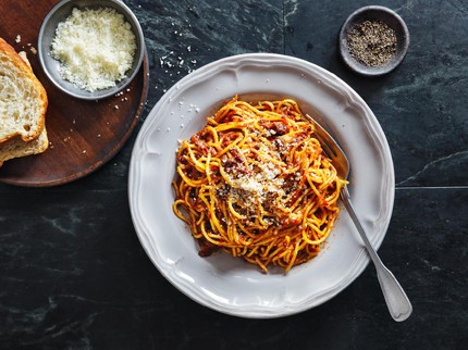Resep Spagetti Saus Bolognese ala Rumahan, Pas untuk Makan Malam