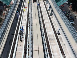 Cakep! Lintasan LRT Jabodebek Cawang-Dukuh Atas Tersambung