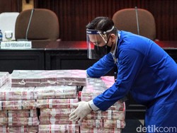 Video Gunungan Uang Rp 97 M Milik Honggo Wendratno