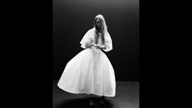 Nostalgia Chanel di Kelab Malam Favorit Karl Lagerfeld