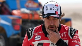 Alonso Resmi Kembali ke F1 di Usia 38 Tahun