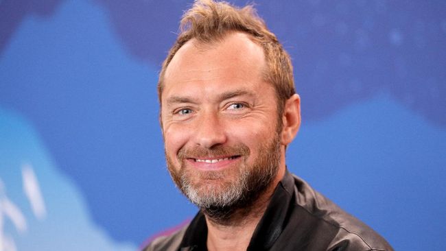 PARK CITY, UTAH - JANUARY 26: Jude Law of 'The Nest' attends the IMDb Studio at Acura Festival Village on location at the 2020 Sundance Film Festival Day 3 on January 26, 2020 in Park City, Utah.   Rich Polk/Getty Images for IMDb/AFP