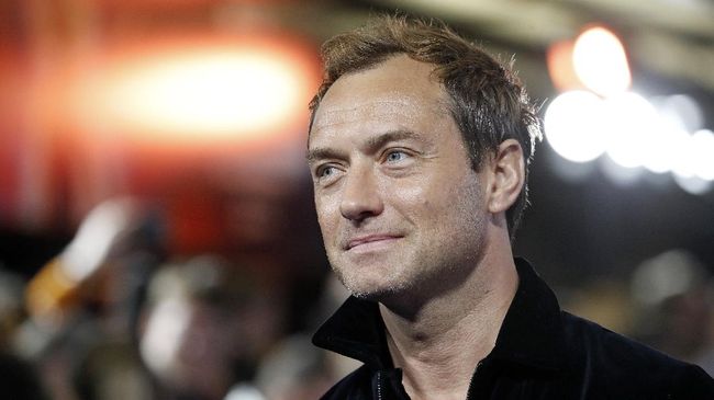 Jude Law mendapat standing ovation selama tujuh menit di Venice Film Festival 2024 berkat film terbarunya yang berjudul The Order.