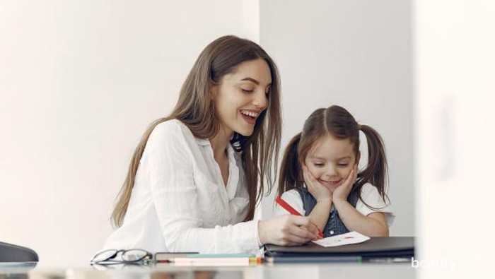 4 Hal yang Perlu Dilakukan Orang Tua Saat Anak Kembali Sekolah di New Normal