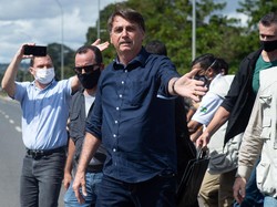 Presiden Brasil Digugat karena Lepas Masker, Pangeran Arab Saudi Meninggal