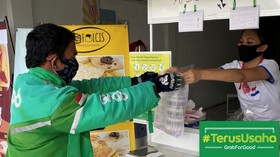 Usaha Puding di Manado Andalkan Jasa Kirim Grab yang Kilat