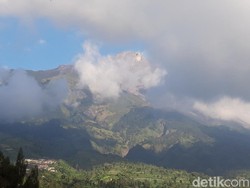 Gunung Merapi Siaga, Waspada Letusan Eksplosif