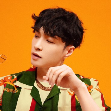 Lirik Lagu Boom - Lay EXO