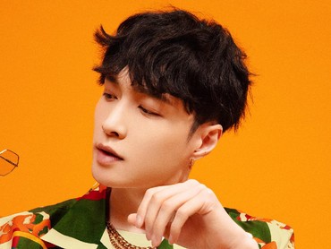 Lirik Lagu Boom - Lay EXO