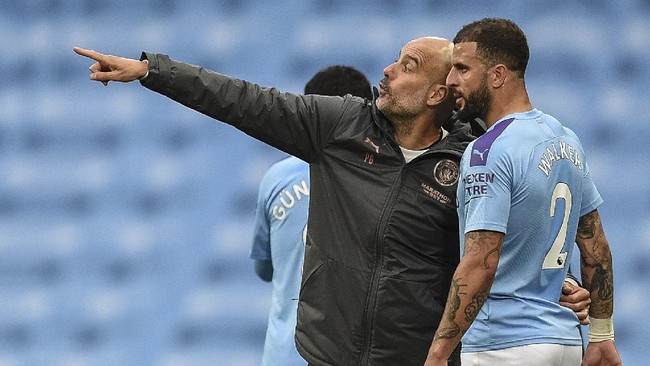 Perbedaan pandangan politik kemerdekaan Catalunya membuat hubungan Pep Guardiola dan Santiago Canizares rusak.