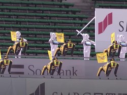 Robot di Jepang Beralih Jadi Cheerleader Pertandingan Bisbol