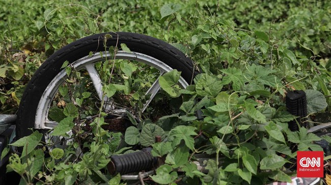 FOTO: Kuburan Sepeda Motor di Bekasi