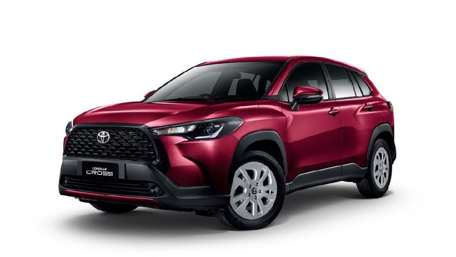 Harga Corolla Cross bensin 1.800 cc A/T lebih murah Rp35 juta dibanding varian terendah Fortuner.