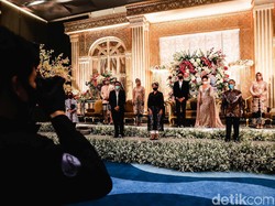 Lampu Hijau DKI untuk Resepsi Nikah di Tengah Pandemi Tuai Kontroversi