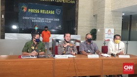 Bareskrim Ringkus Pembobol Data Pribadi Denny Siregar