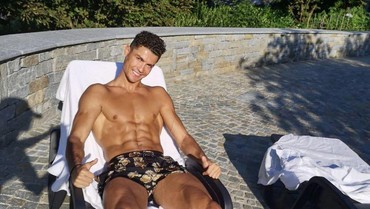 Anak Cristiano Ronaldo Main Jet Ski Sendirian, Polisi Siap Investigasi