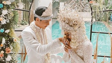 img-title Sah! Dinda Hauw dan Rey Mbayang Menikah Hari Ini