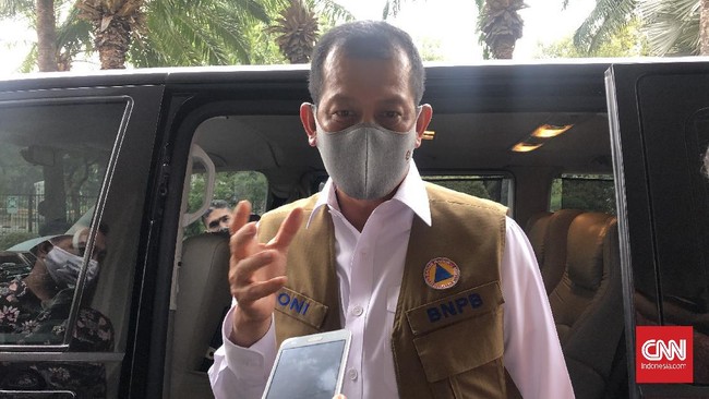 Jubir Satgas Covid-19, Wiku Adisasmito menyebut Ketua Doni Monardo sudah mendaftar menjadi relawan uji klinis vaksin virus corona yang dikembangkan Sinovac.