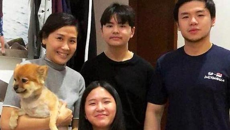 Veronica Tan dan Anak Veronica Tan dan Anak
