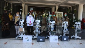 Pemkot Surabaya Alokasikan Rp 819 M untuk Tangani COVID-19