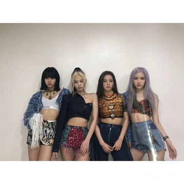 3 Gaya Kecantikan Blackpink yang Menarik Dicoba