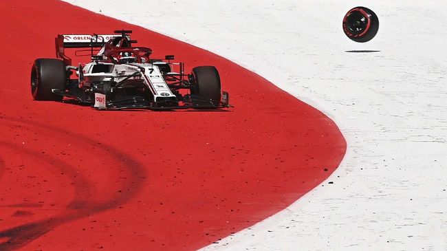 Pembalap Alfa Romeo, Kimi Raikkonen mengumumkan rencana pensiun setelah berakhirnya ajang balap Formula 1 (F1) 2021.