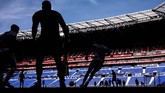 Smashot Edisi 12 Juli 2020 Players are pictured during the French friendly football match, Olympique Lyonnais (OL) vs OGC Nice (OGCN) at the Groupama stadium in Decines-Charpieu, central-eastern France, on July 4, 2020. - This match is played behind closed doors, due to COVID-19 measures. (Photo by JEFF PACHOUD / AFP)