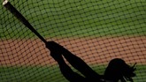 Smashot Edisi 12 Juli 2020 Atlanta Braves' Ronald Acuña Jr. hits a ball doing batting practice during baseball team practice at Truist Park, Sunday, July 5, 2020, in Atlanta. (AP Photo/Brynn Anderson)
