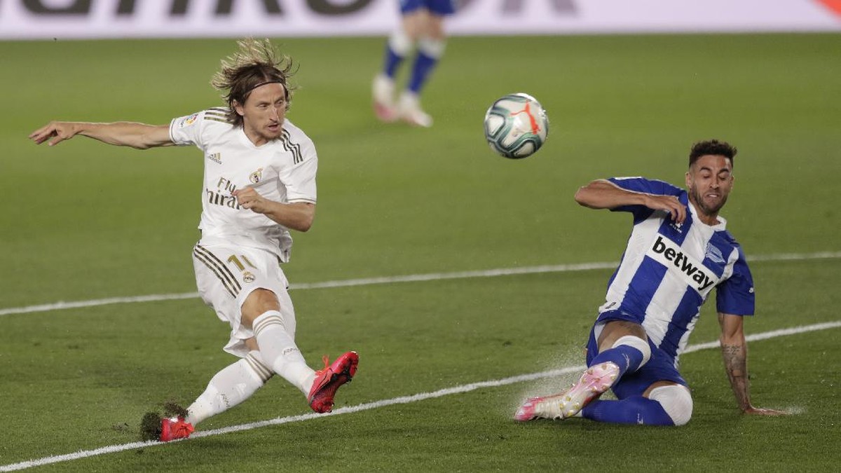 FOTO: Madrid Kian Dekat dengan Gelar Juara