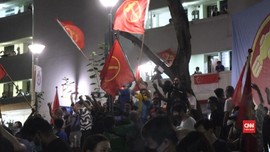 VIDEO: Raih 10 Kursi, Partai Buruh Singapura Berpesta