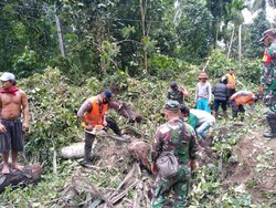 Tertimbun Longsor, Akses Jalan 2 Kecamatan di Gorontalo Terganggu
