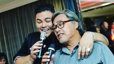 img-title Innalillahi, Ayah Ivan Gunawan Meninggal Dunia