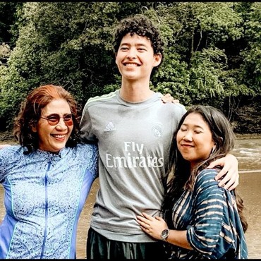 Goda Anak Bungsu Susi Pudjiastuti, Kiky Saputri Dapat Bogem Mentah