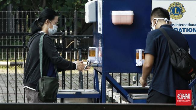 Juru bicara pemerintah untuk Covid-19 mengungkap 3 langkah yang bisa dilakukan dalam darurat Covid seperti saat ini.