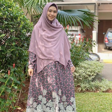 Pengalaman Berbeda Oki Setiana Dewi Ketika Hamil di Masa Pandemi