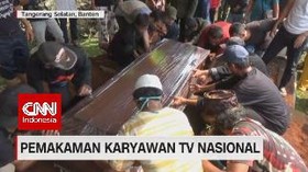 VIDEO: Suasana Duka Pemakaman Karyawan TV Nasional