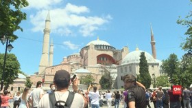 VIDEO: Museum Hagia Sophia Ditutup, Pengunjung Kecewa