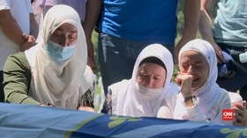 VIDEO: Duka Muslim Bosnia dalam Pembantaian Srebrenica
