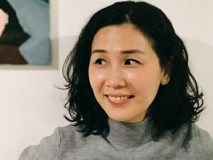 7 Potret Veronica Tan yang Makin Glowing di Usia 43 Tahun