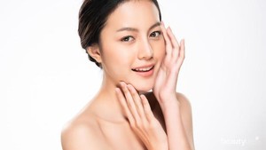 6 Ingredients Pada Skincare yang Bikin Wajah Glowing
