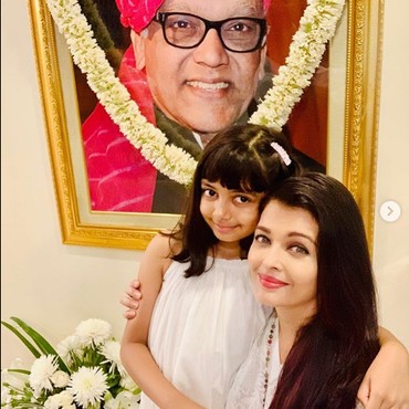 Aishwarya Rai & Aaradhya Bachchan Sembuh dari Corona