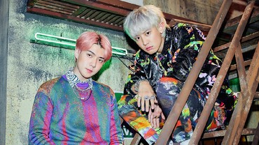 img-title Lagu '1 Billion Views' EXO-SC Puncaki Tangga Album Fisik Mingguan