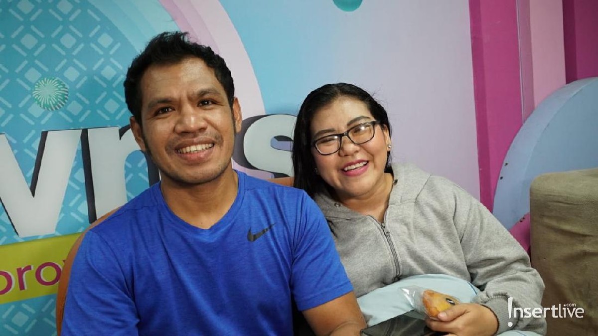 Andre Talabessy dan sang istri