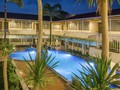 8 Hotel Staycation 500 Ribuan Plus Kolam Renang di Bandung