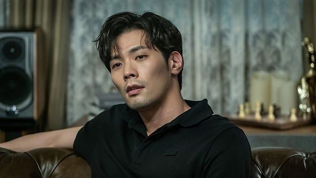 Sosok Choi Daniel Member Sementara yang Bikin Running Man Raih Top Spot Rating